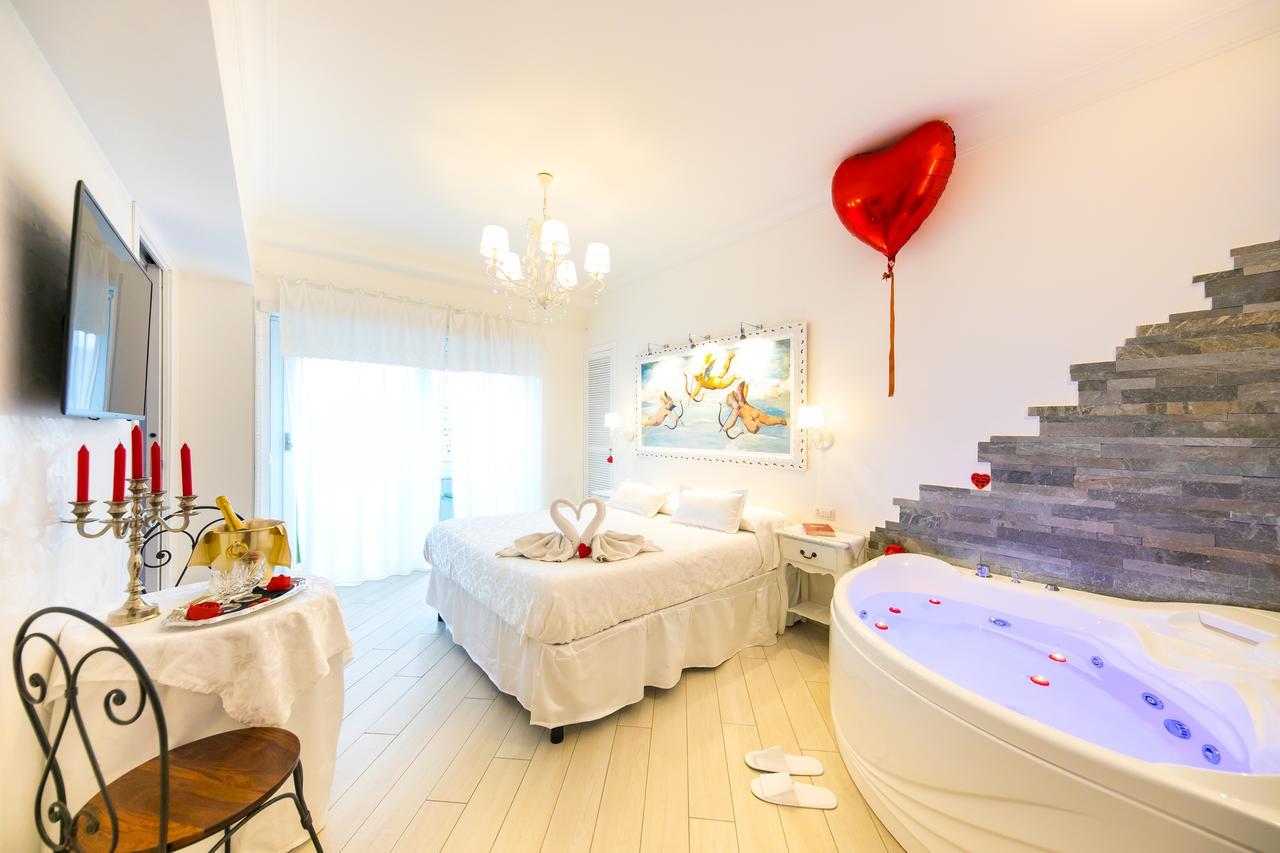 Suites Roma Tiburtina Elegance Buitenkant foto